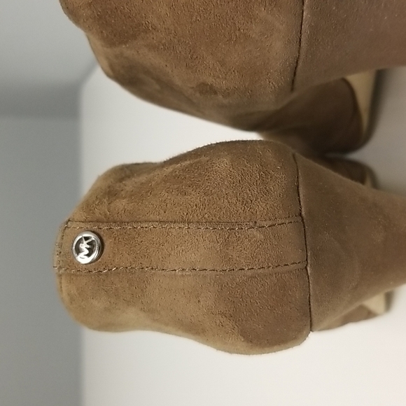 MICHAEL KORS suede booties - Picture 11 of 16
